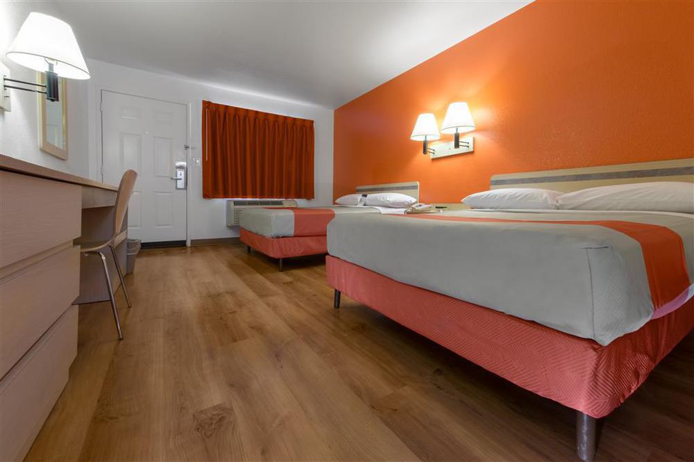 Motel 6-Portland, Me Номер фото